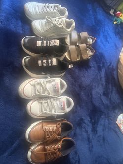 Kids shoes 11c