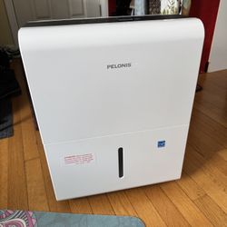 PELONIS DEHUMIDIFIER, 22 Pint, Works Excellent! 