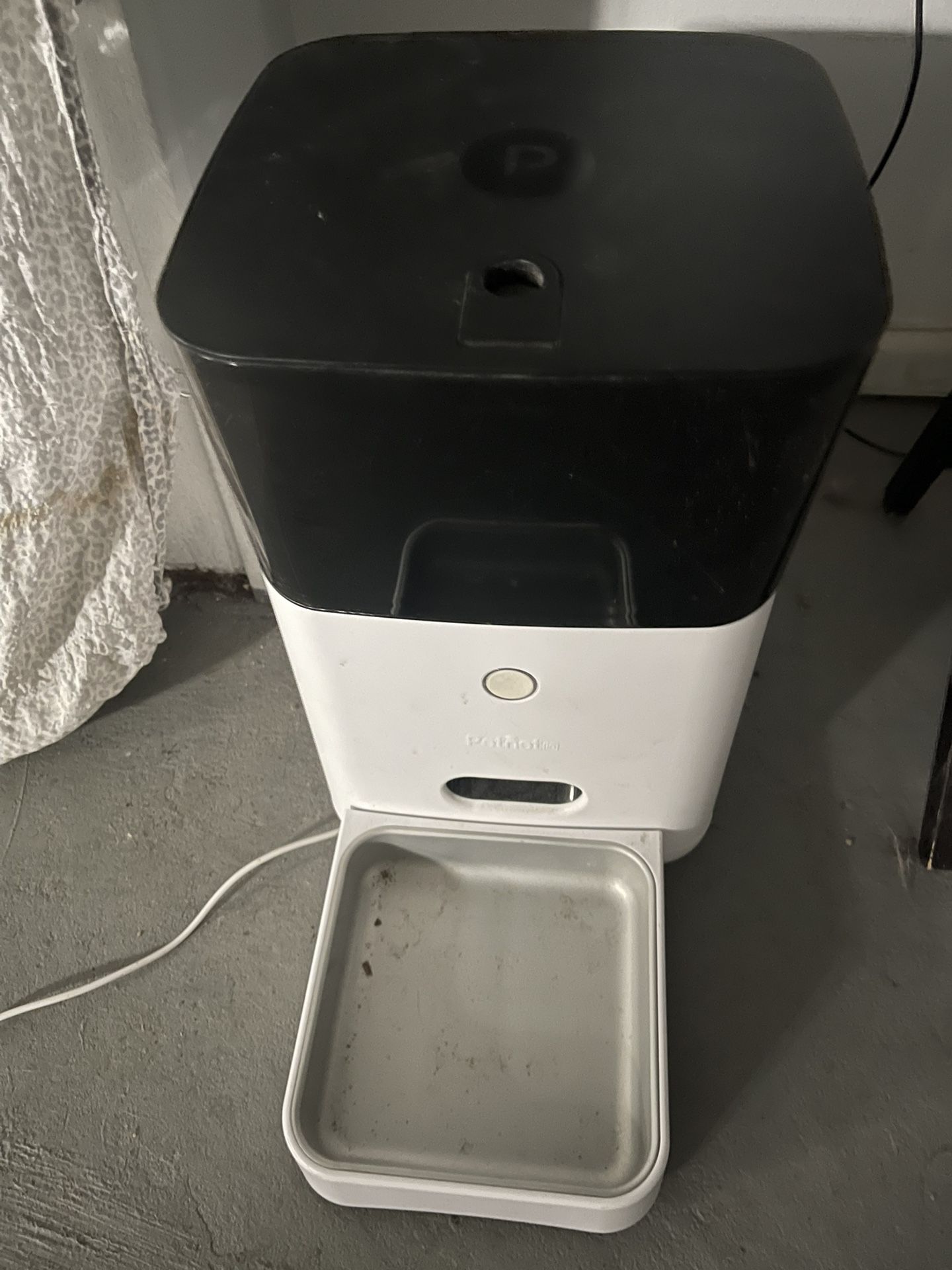 Automatic Feeder