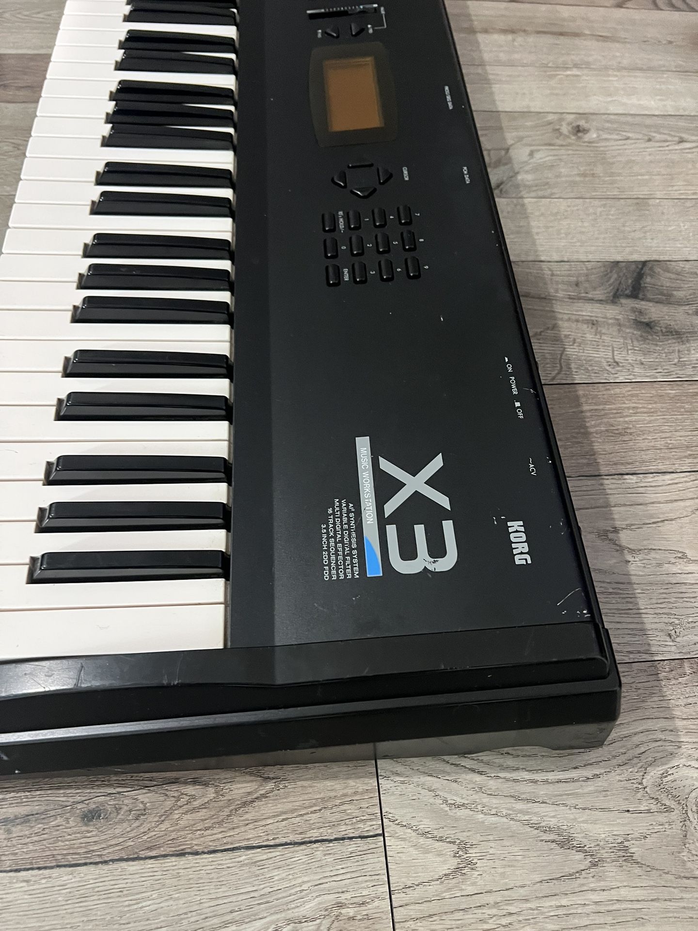 Korg X3 