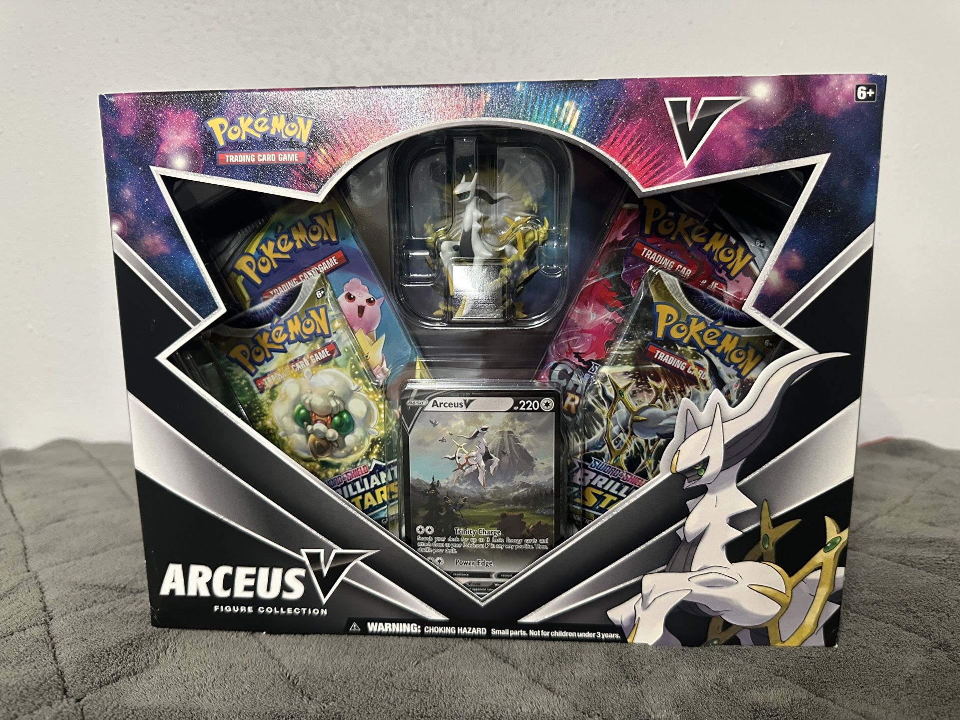 Arceus V Figure Collection Box. Cosmic Eclipse.