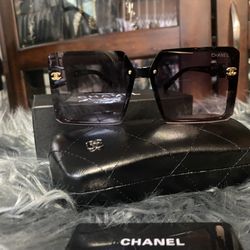 Sunglasses 😎 