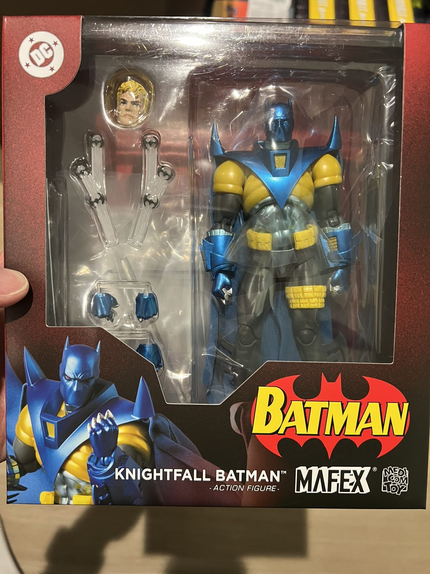 Medicom MAFEX Knightfall No.144 Azrael Batman