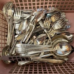 Vintage Original Roger’s Extra Plate Silverware 100pc