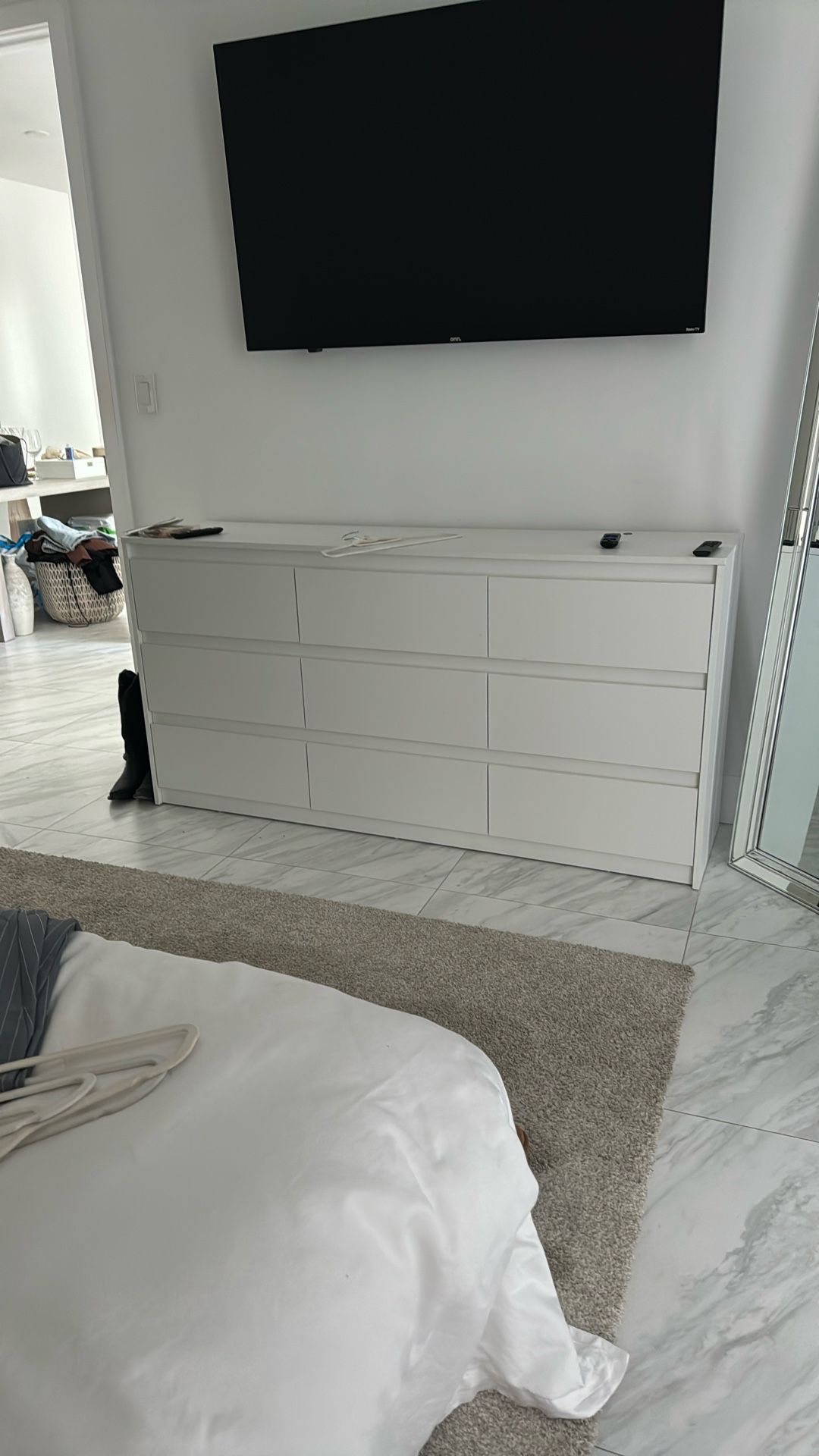 White 9 drawer dresser