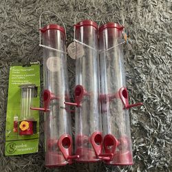 4 Birdfeeders