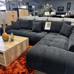 Stunning Sectional! $1299 🖤🔥 Easy Financing, No Credit Needed!