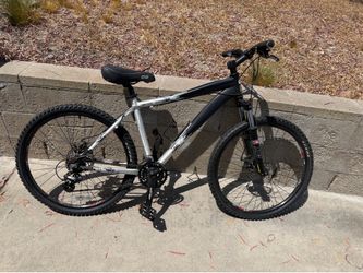 Diamondback Response XE Mountain Bike