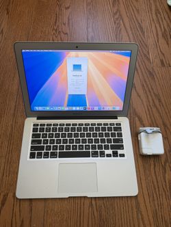 MacBook Air 13" 2017 A1466/8GB RAM/128GB SSD/Low Battery Cycle/Fully Functional/No remote management/DOE Retired MacBook