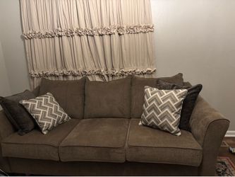 Rooms To Go Sofa