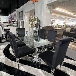 7 Pc Dining Table 