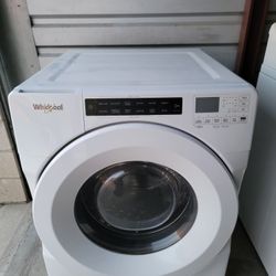 Top Of The Line!!! Whirlpool, Front Load Washer with Extra Large, 4.3 Cu. Ft. Capacity!!! Great For Large Blankets!!!
Must See To Appreciate!!!