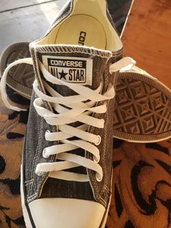 Used converse size 10.5 used 4 times only 30usd