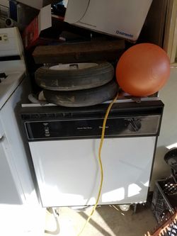 Working dishwasher