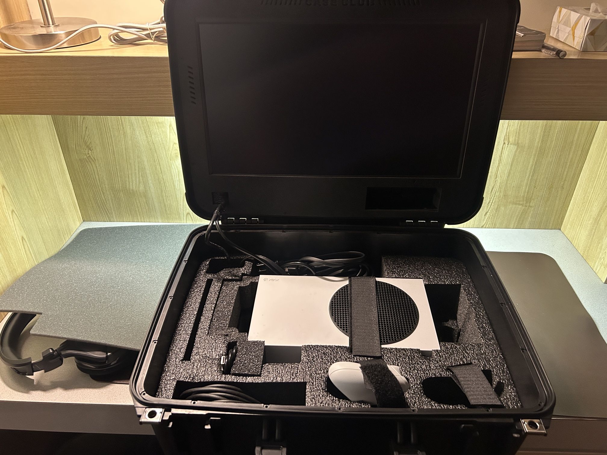 *OBO* Xbox Series S with Case Club Portable Monitor and Turtle Beach Headset *OBO*
