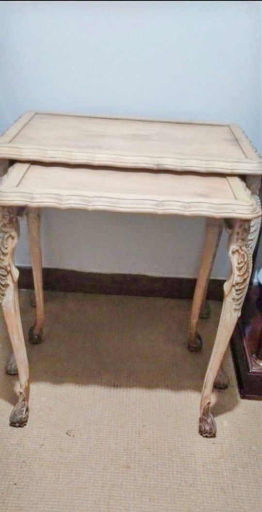 1920's ANTIQUE NESTING TABLES 