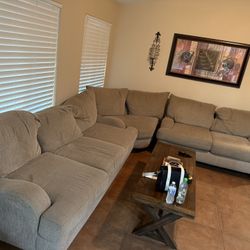 FREE COUCH