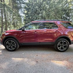 2015 Ford Explorer