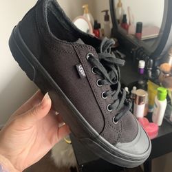 Women’s Ugg Shoe Size 7