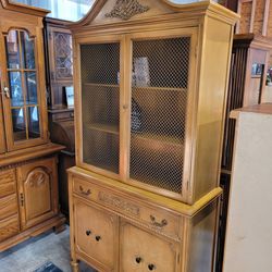 VINTAGE CHINA HUTCH