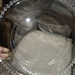 CLEAR ACRYLIC PLASTIC CHARGER PLATES