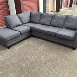 *FREE DELIVERY* Gray 2 Piece Sectional 