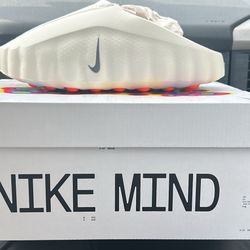 Nike Mind 001 - Sail Size 10