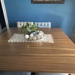 Table Set & Bar Stools 