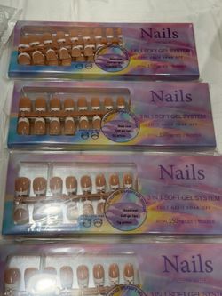 Press on nails