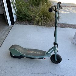Razor Green Electric Scooter 