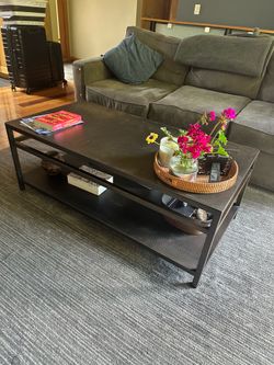 Crate & Barrel Cofee Table