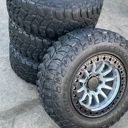 🚘🚨New rims 17x9 6 lugs for any Toyota Tacoma,Chevy  used tires 285/70r17 bfgoodrich