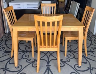 Dinning Table and Chairs