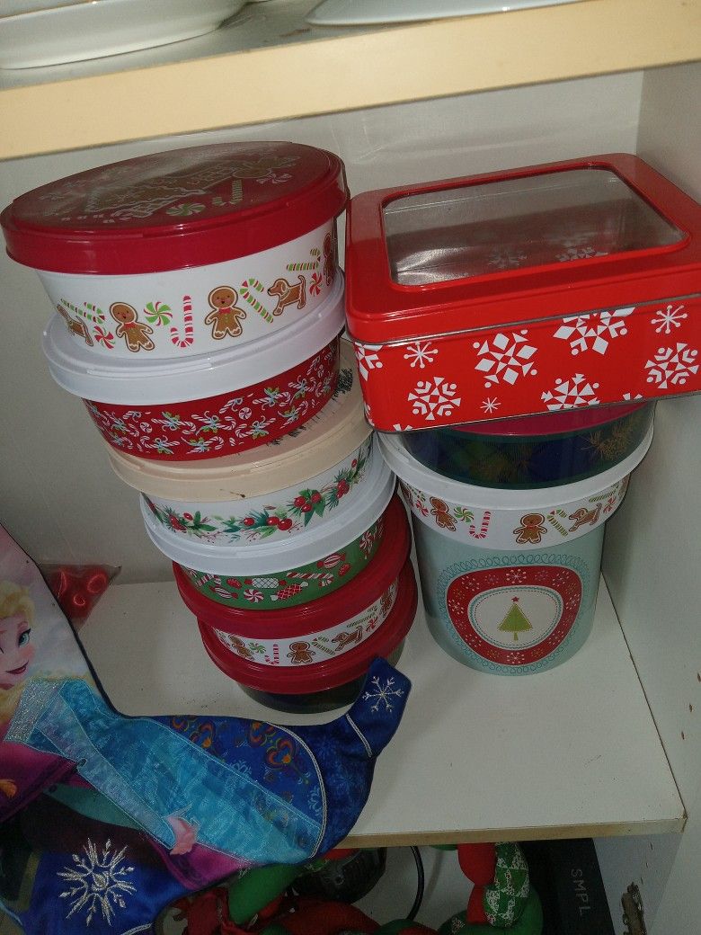 Christmas Tin 2 For 1 Dollar