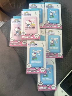 Hello Kitty Portable Charger