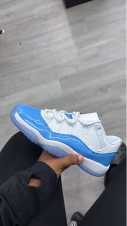 UNC jordan 11’s