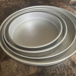 Round baking Pans 