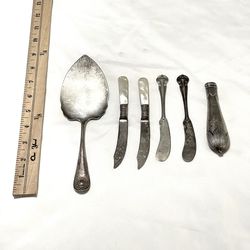 Antique over 100 years old .925 silver serving flatware. Weighs 189 grams