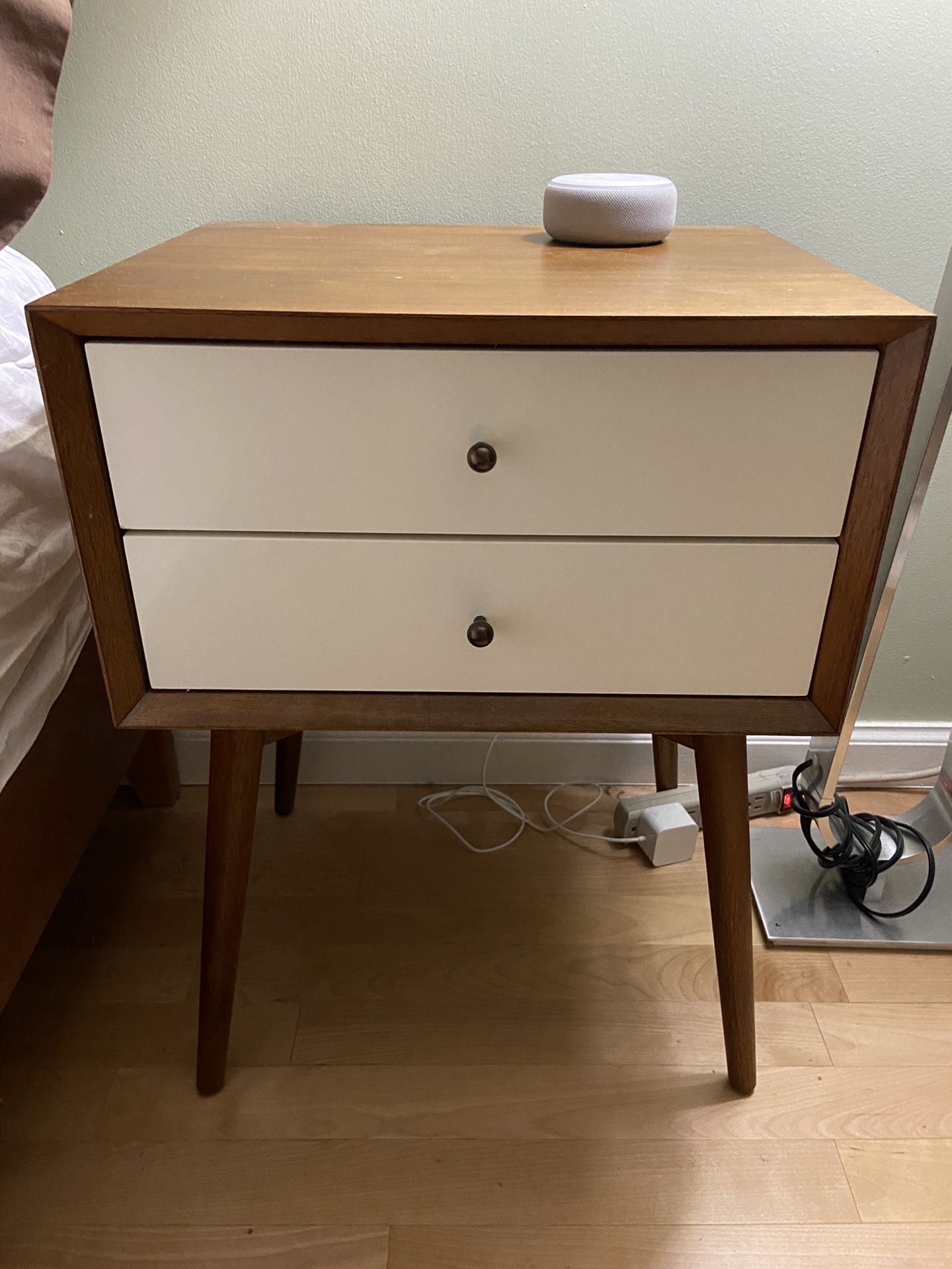 WEST ELM MIDCENTURY NIGHTSTAND (WHITE LACQUER/ACORN) - 17.5”