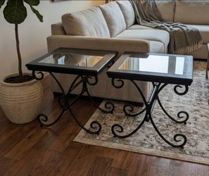 Set of two Side tables 20"L 24"W 22H iron metal base glass top
Pick up Katy heavy