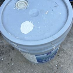 I Bucket Of Paint Light Gray  