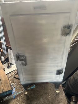 Vintage General Electric refrigerator