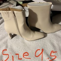 Boots/ Botas