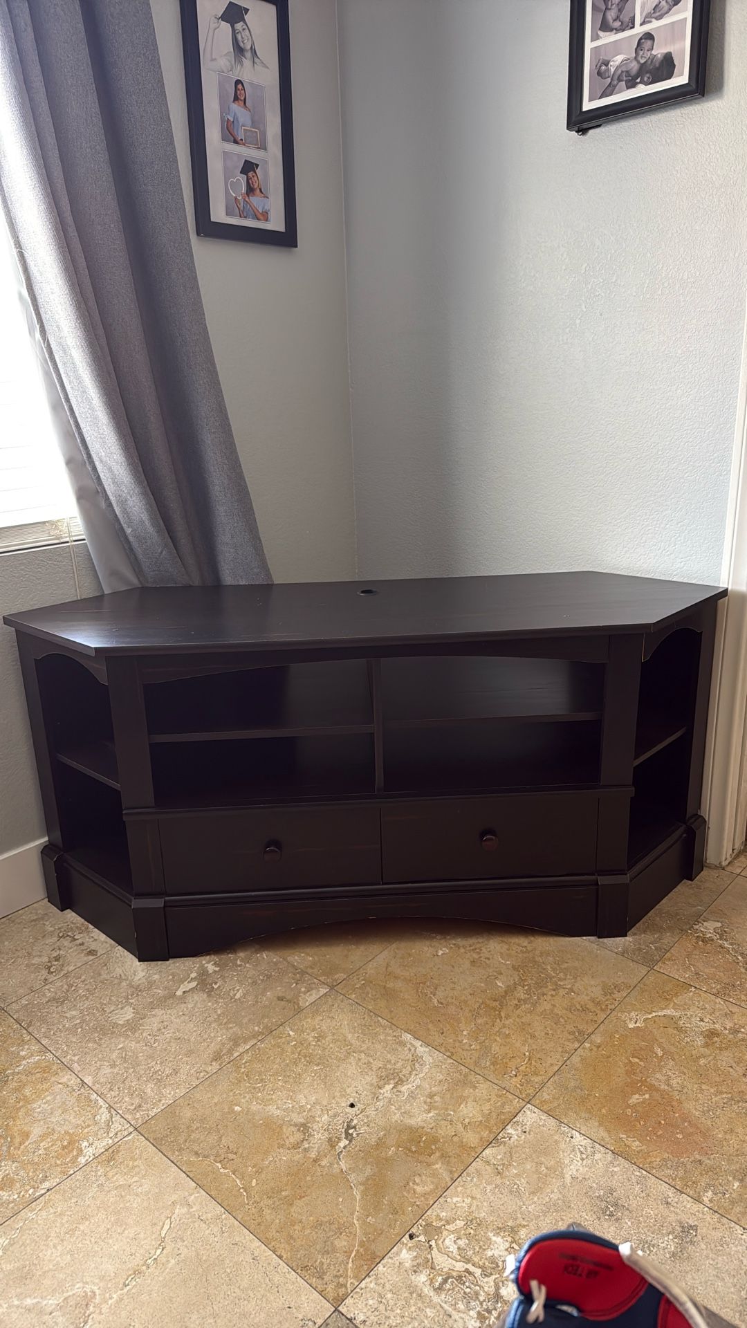 Corner Unit TV Stand