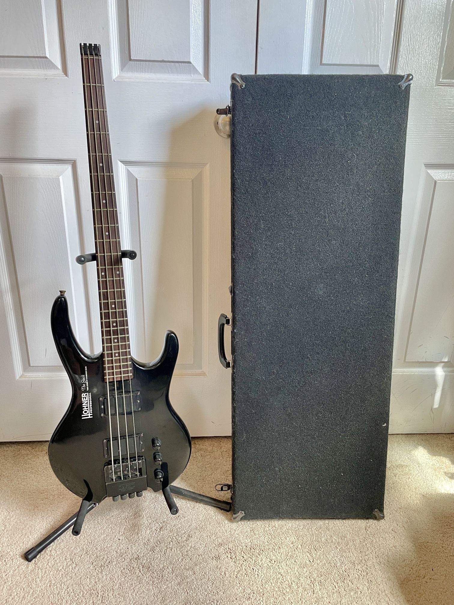 Hohner headless ‘jack’ bass guitar with hardcase