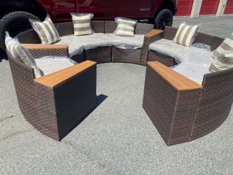 Brand new patio set