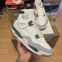 USED Nike SB x Air Jordan 4 Retro SP Pine Green DR5415-103 SIZE 12M OG ALL