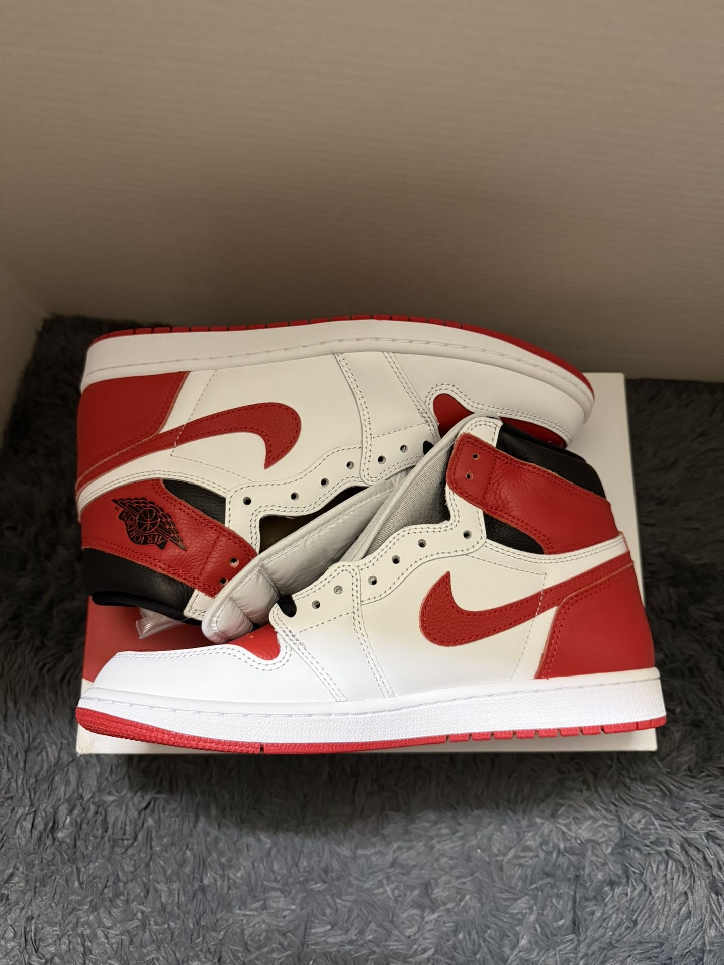 Jordan 1 High Heritage