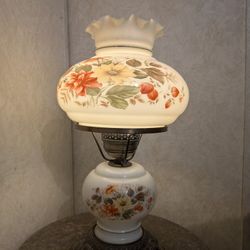 Vintage "Gone With The Wind" Hurricane Lamp 