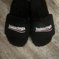 Balenciaga Slides 6.5 Us 
